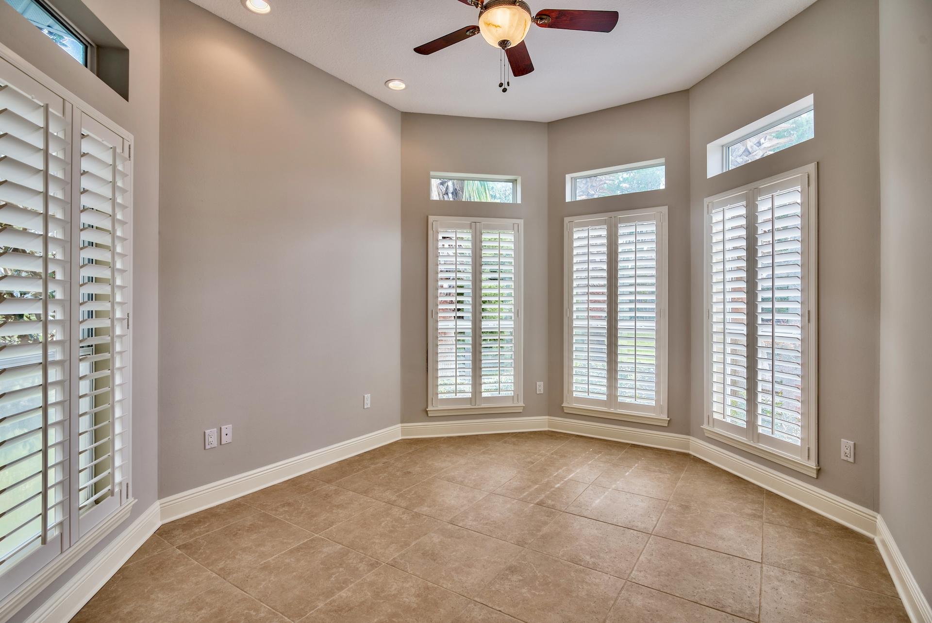 HOLIDAY SHORES ESTATES - Residential