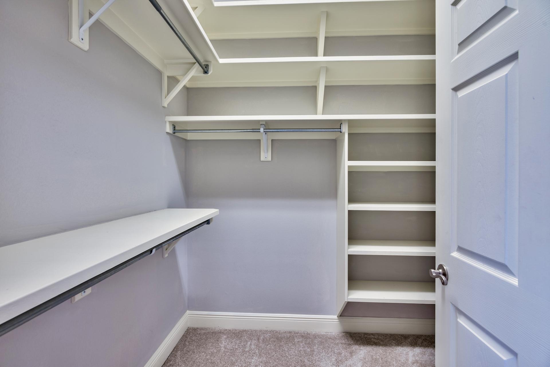 HOLIDAY SHORES ESTATES - Residential