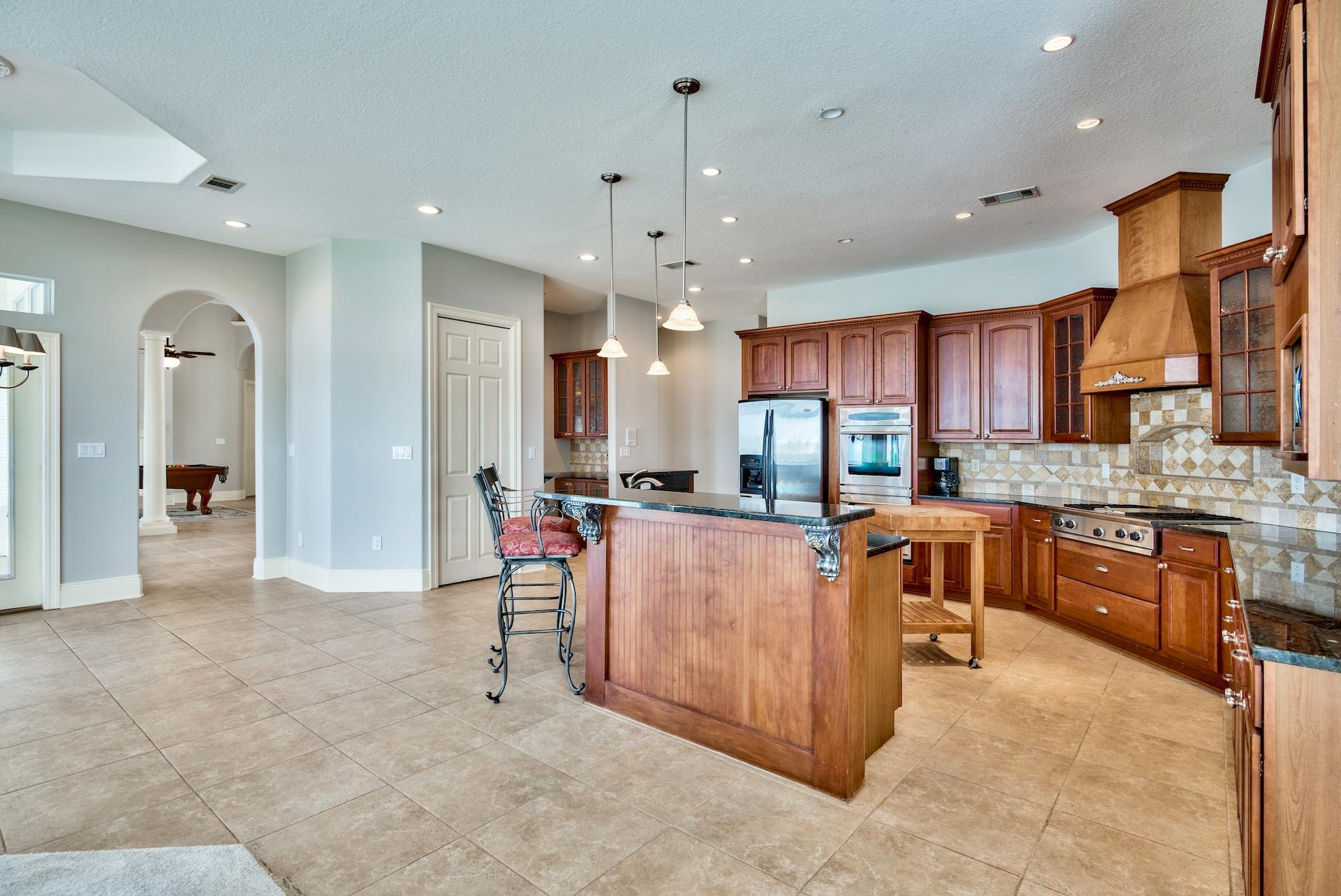 HOLIDAY SHORES ESTATES - Residential