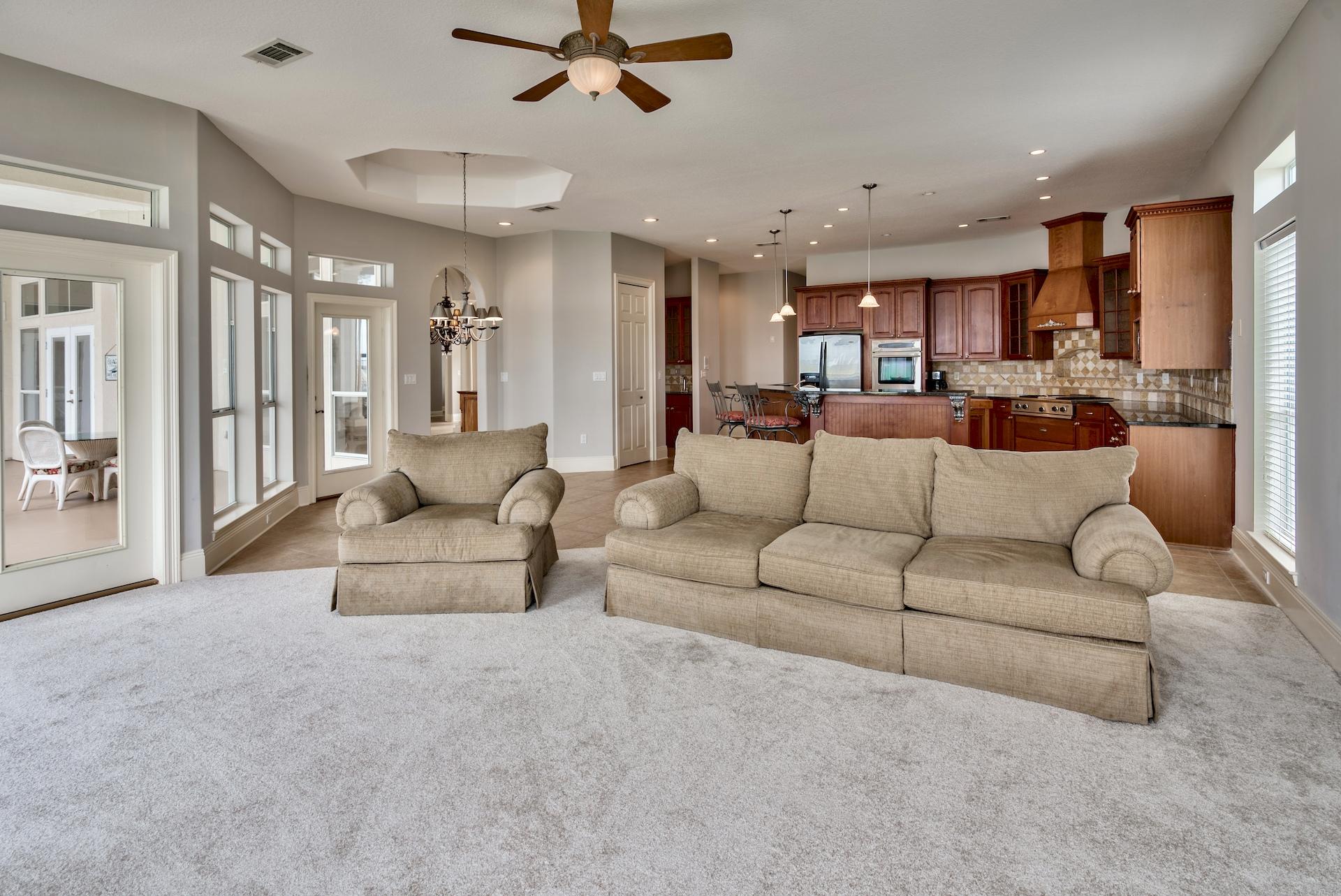 HOLIDAY SHORES ESTATES - Residential