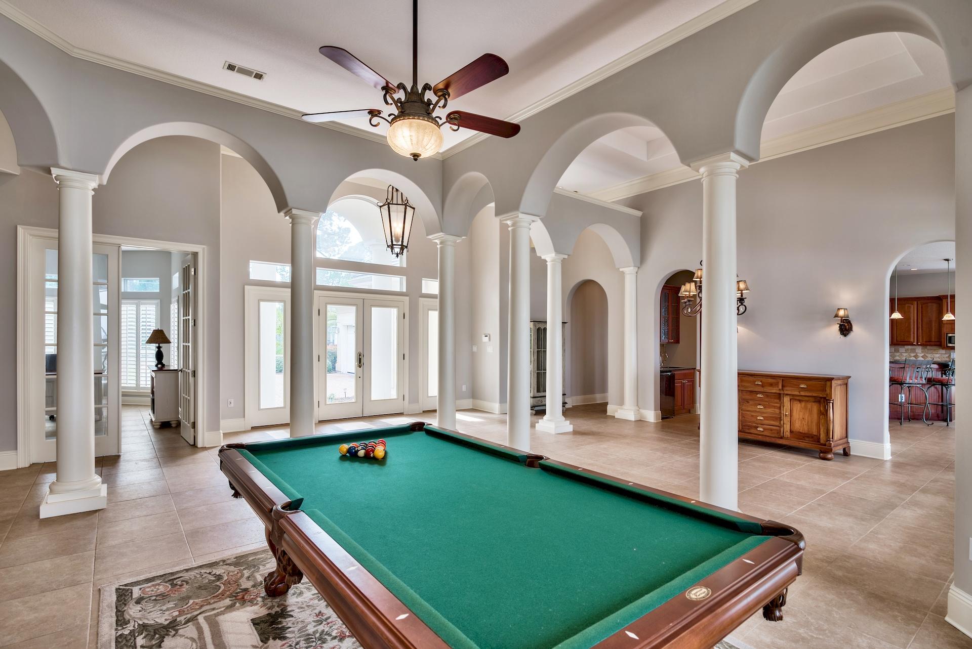 HOLIDAY SHORES ESTATES - Residential