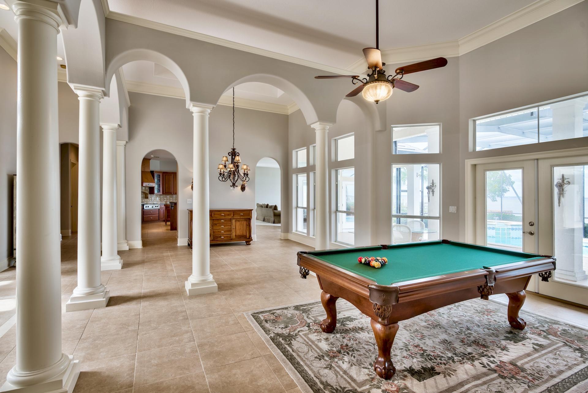 HOLIDAY SHORES ESTATES - Residential