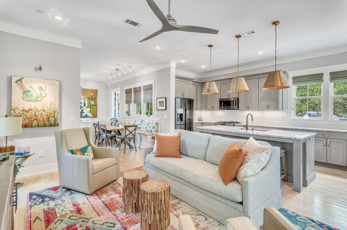 DRAPER LAKE COASTAL VILLAGE - Residential