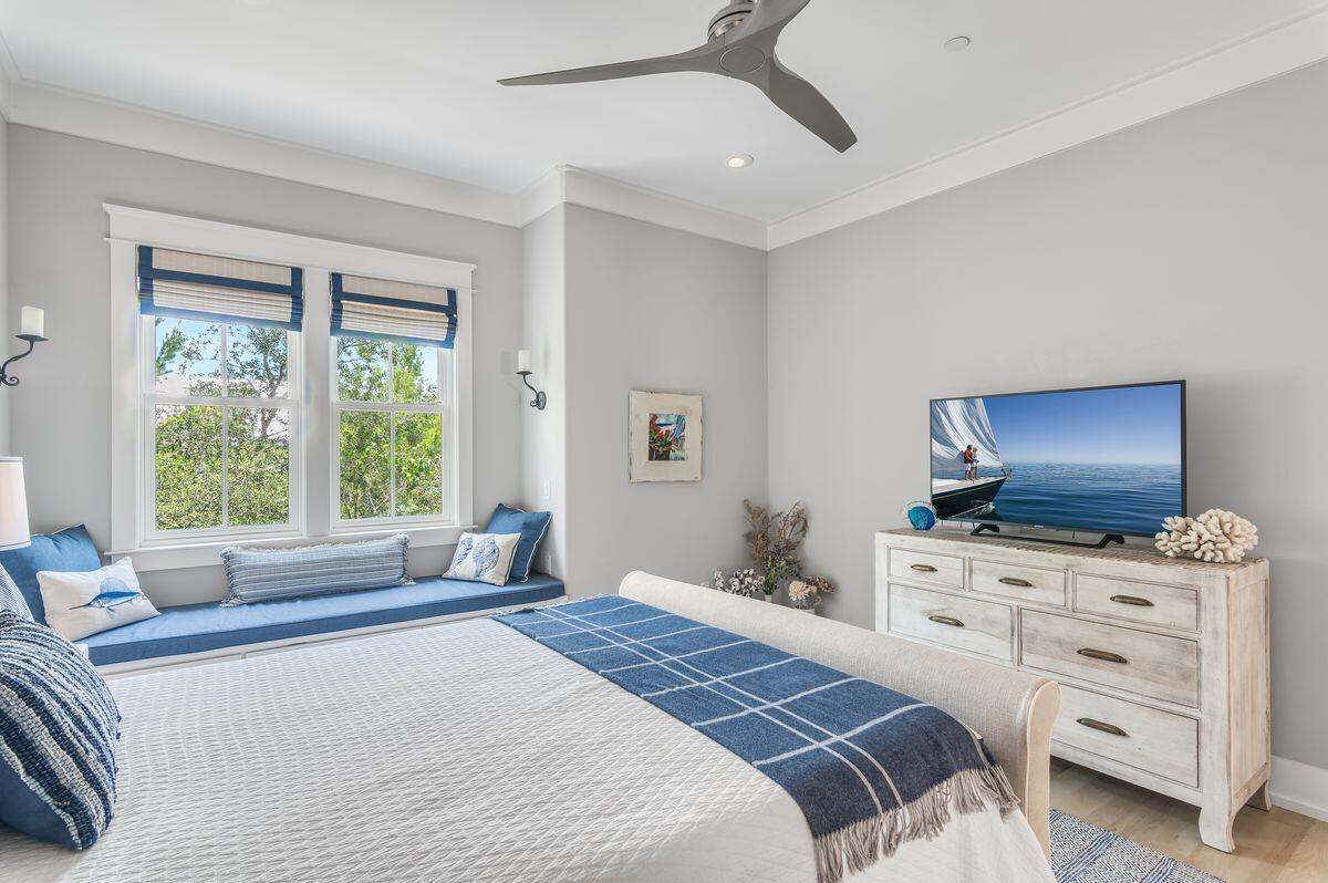 DRAPER LAKE COASTAL VILLAGE - Residential