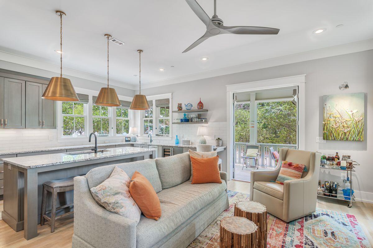 DRAPER LAKE COASTAL VILLAGE - Residential