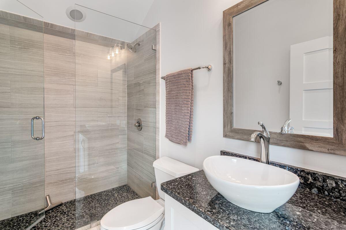 DRAPER LAKE COASTAL VILLAGE - Residential