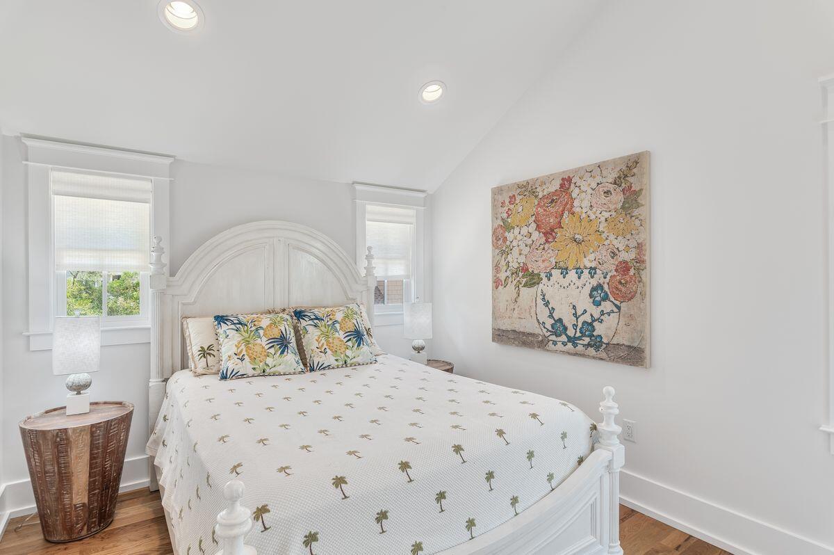 DRAPER LAKE COASTAL VILLAGE - Residential