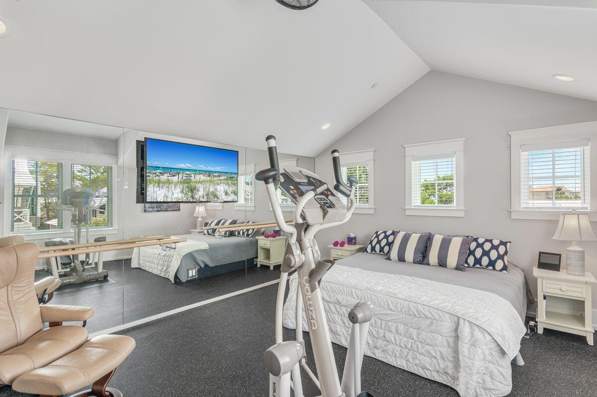 DRAPER LAKE COASTAL VILLAGE - Residential