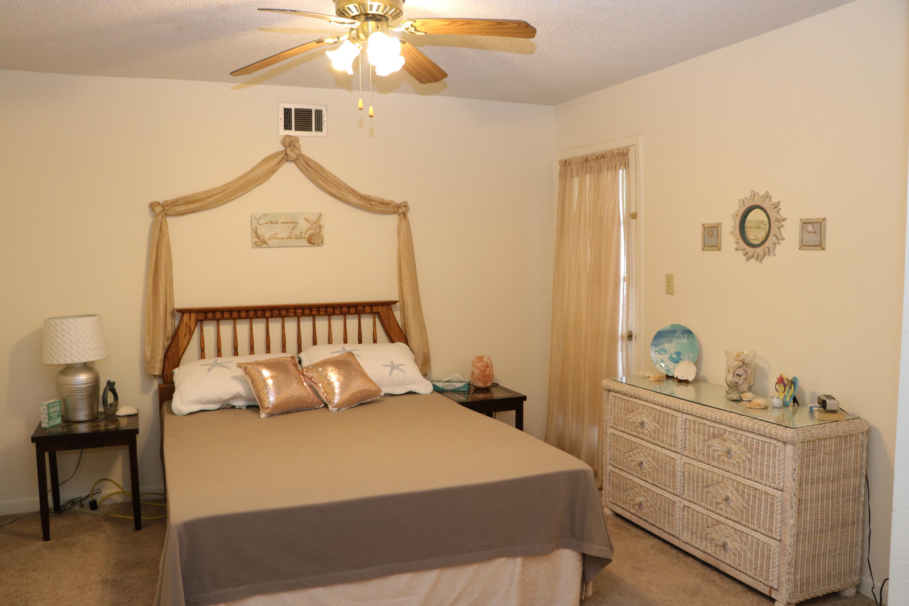 DOLPHIN COVE ESTATES T/H - Residential