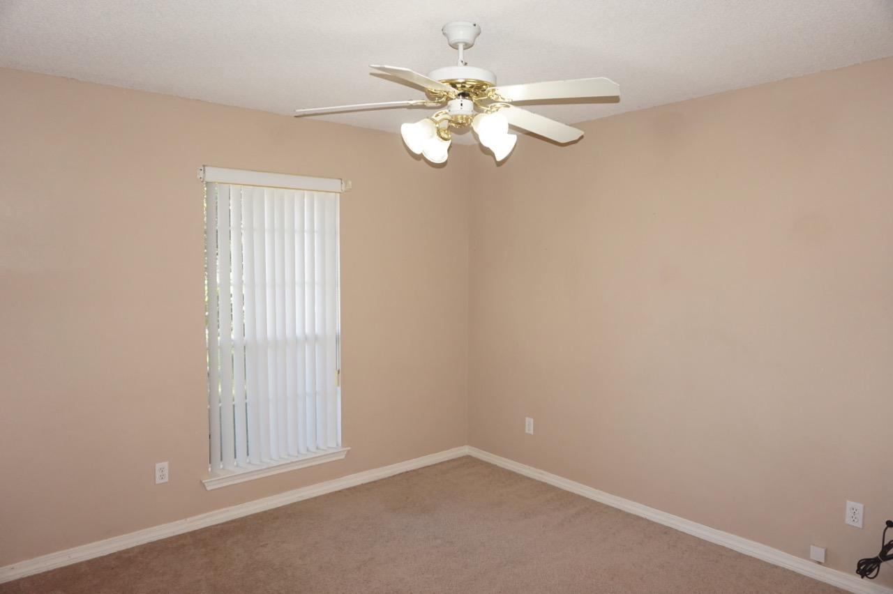 MARTHA'S COVE - Residential