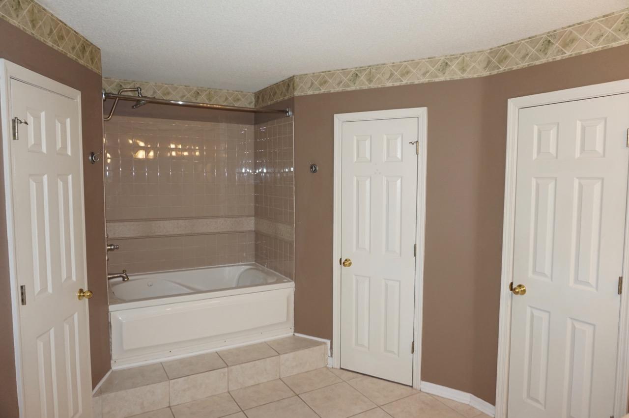 MARTHA'S COVE - Residential