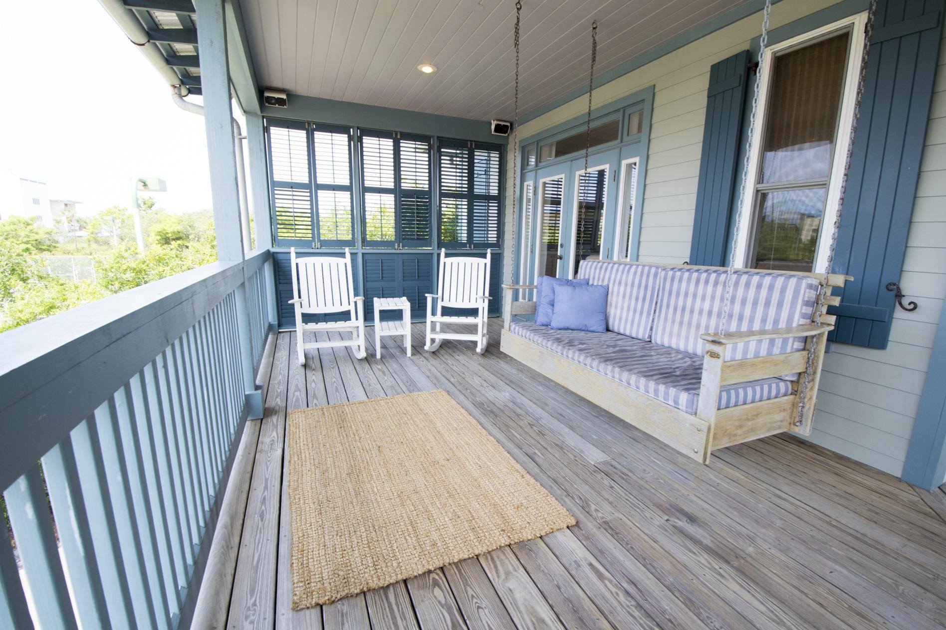 WATER'S EDGE - Residential