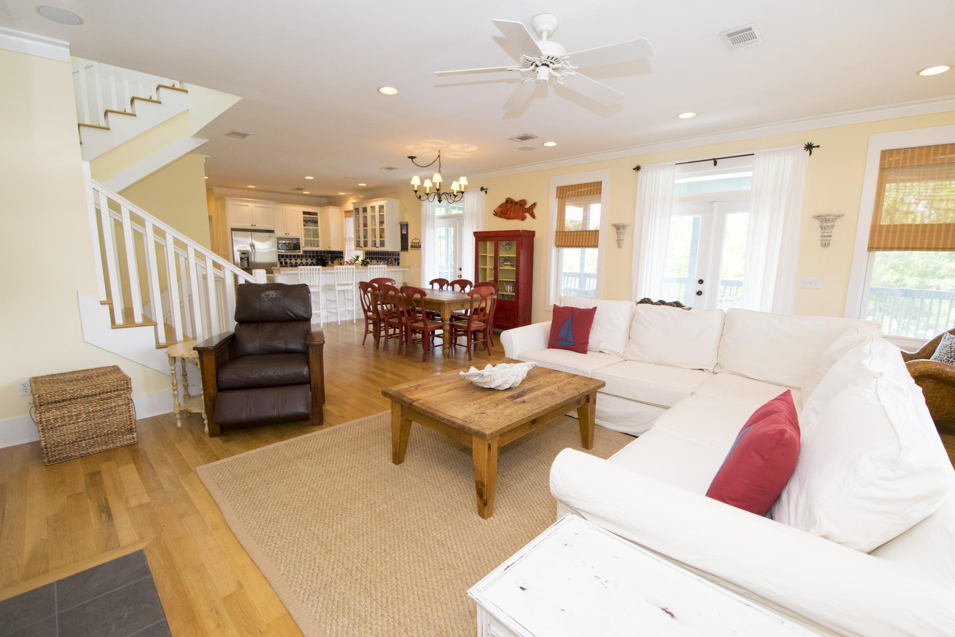 WATER'S EDGE - Residential