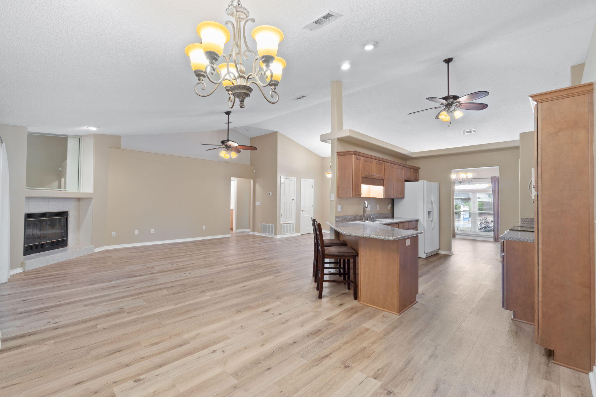 VILLA DANIELLE 1ST ADDN - Residential