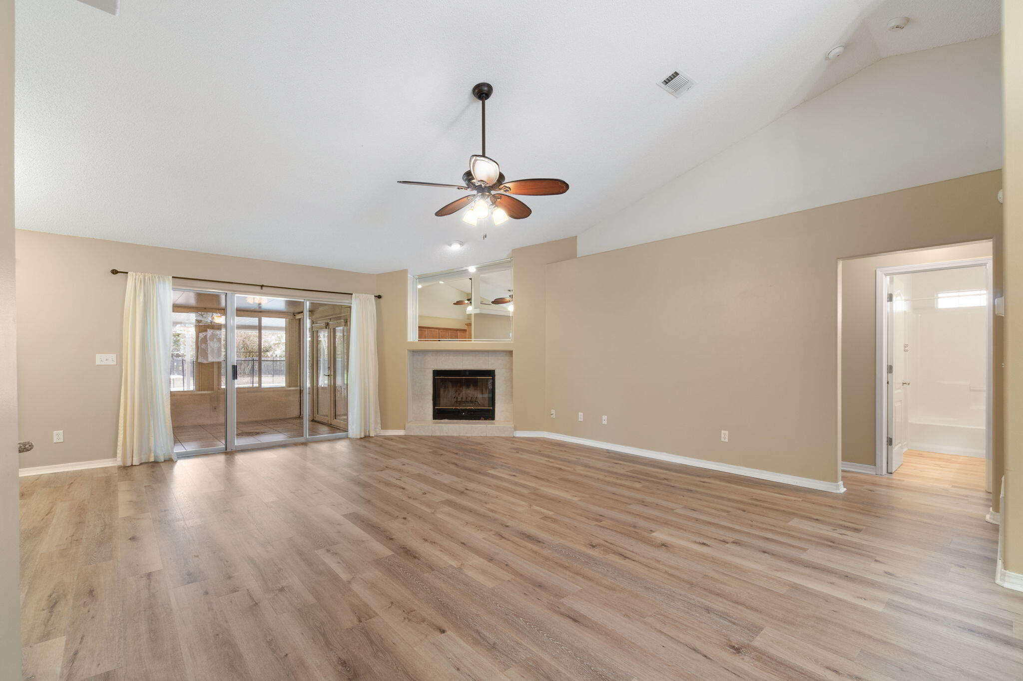 VILLA DANIELLE 1ST ADDN - Residential