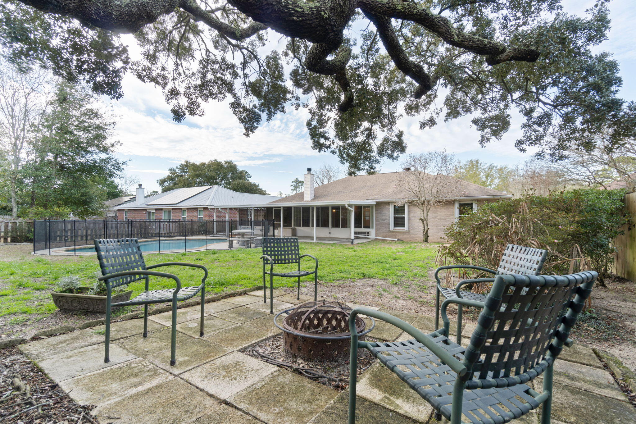 VILLA DANIELLE 1ST ADDN - Residential