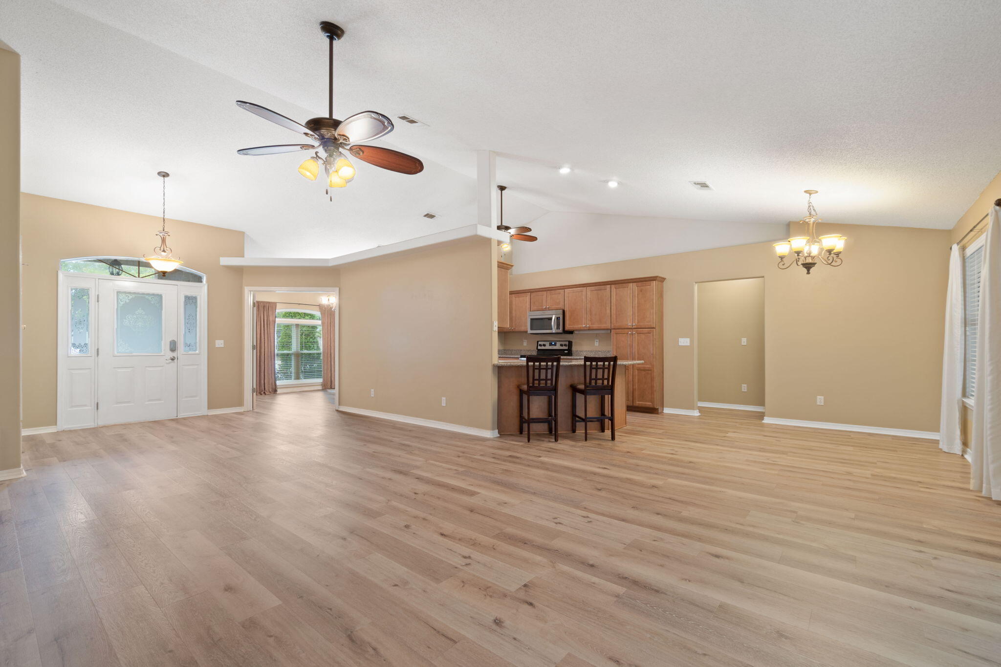 VILLA DANIELLE 1ST ADDN - Residential