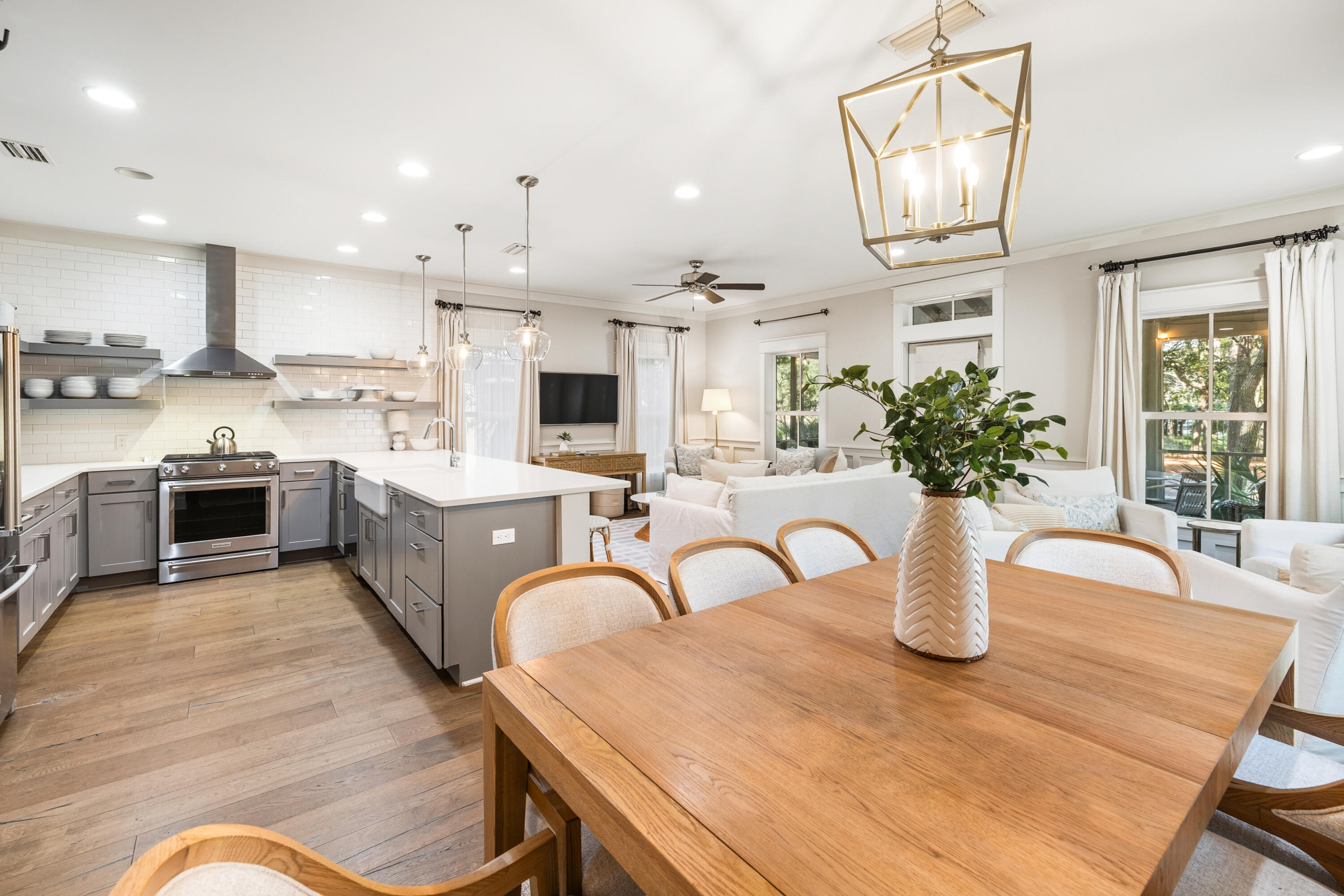 MAGNOLIA COTTAGES - Residential