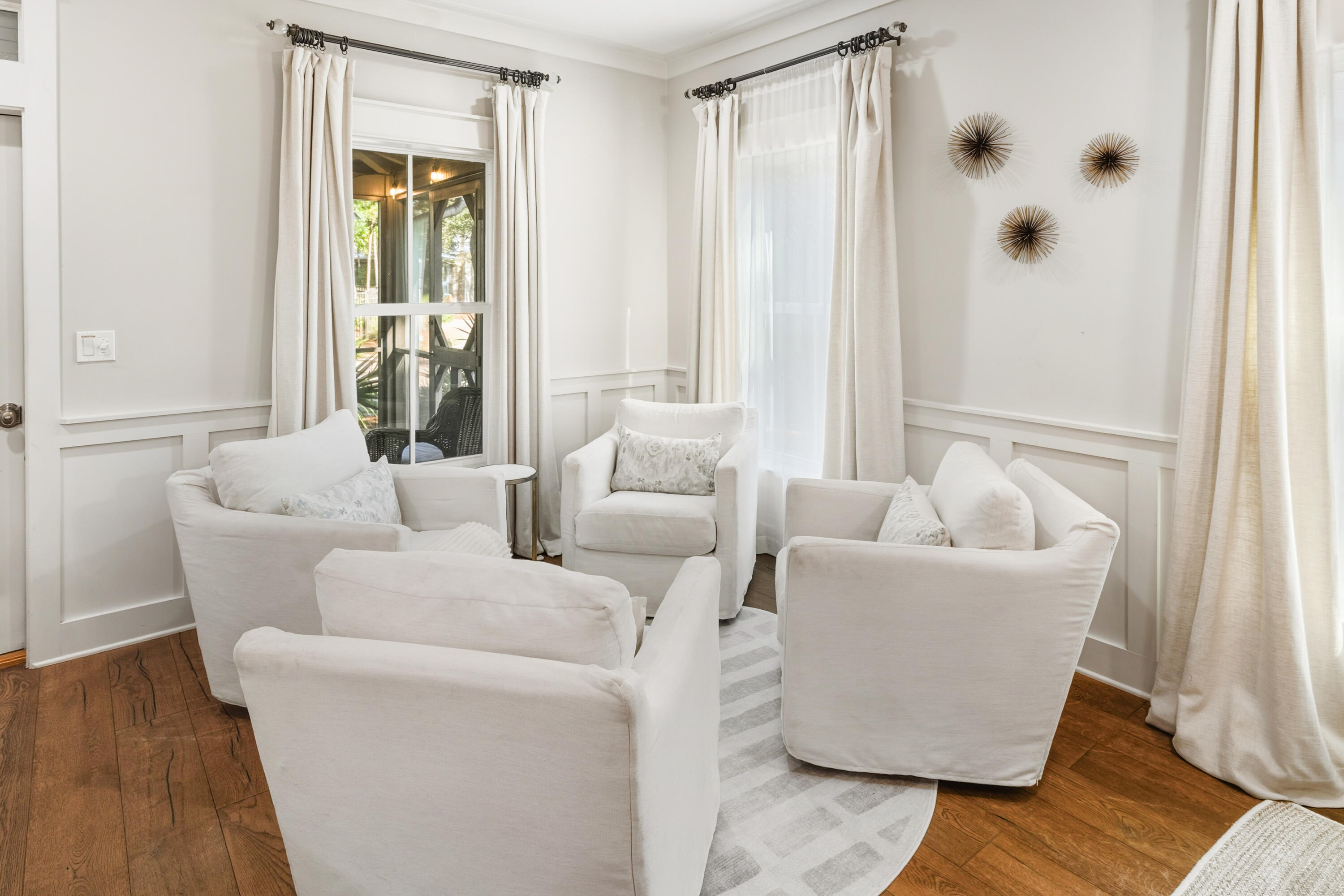 MAGNOLIA COTTAGES - Residential