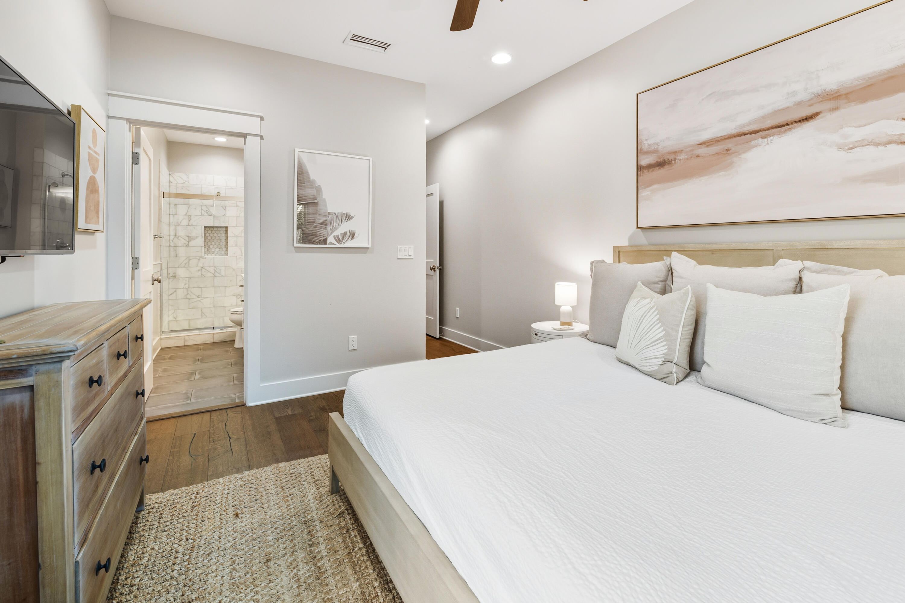 MAGNOLIA COTTAGES - Residential