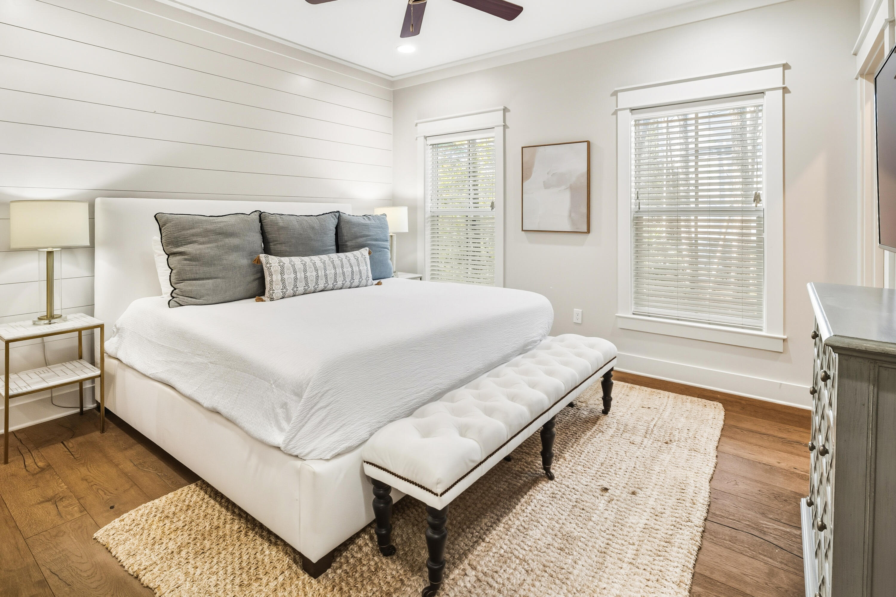 MAGNOLIA COTTAGES - Residential