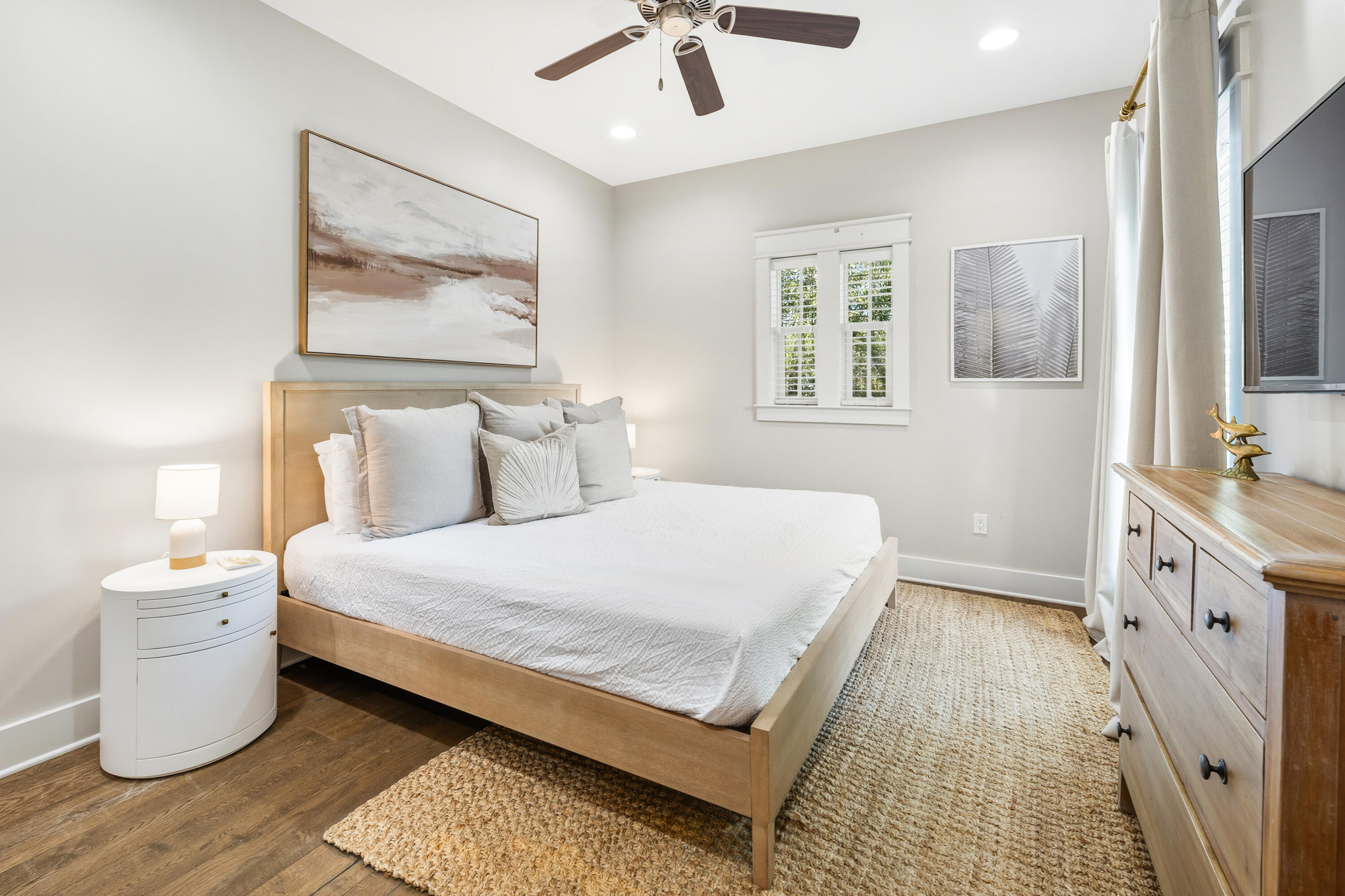 MAGNOLIA COTTAGES - Residential