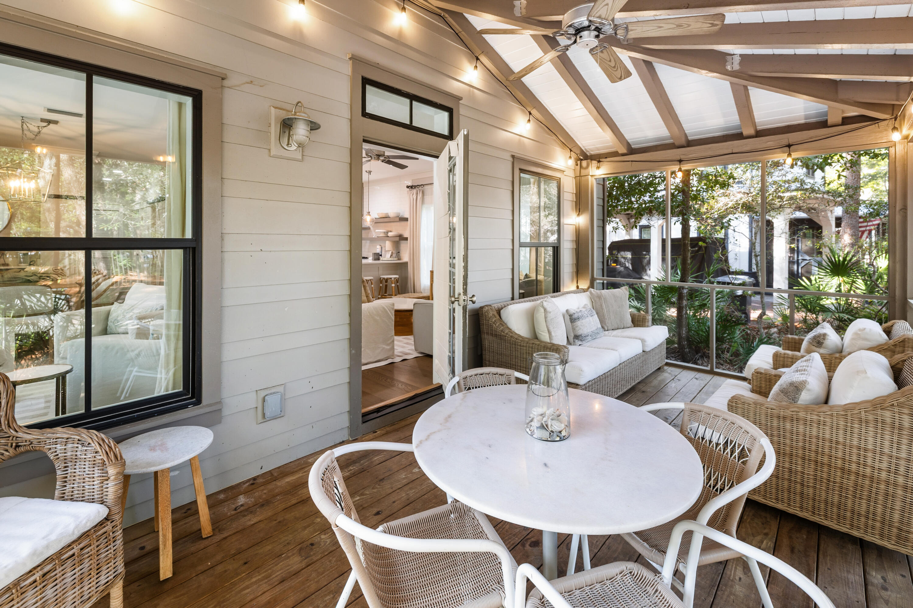 MAGNOLIA COTTAGES - Residential