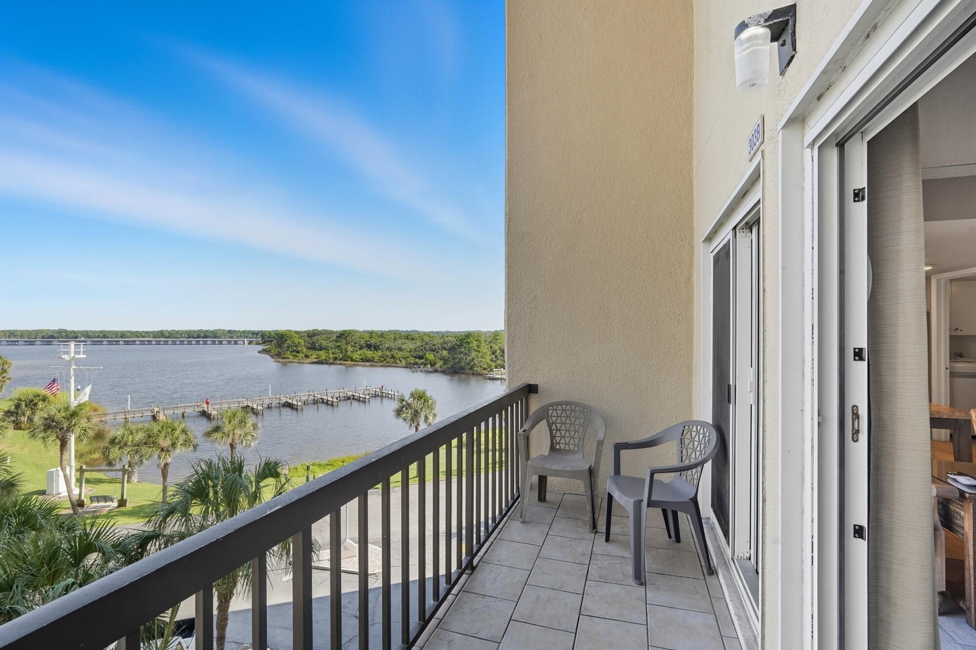 PINNACLE PORT PHASE 1-A UNIT #A1-303 - Residential