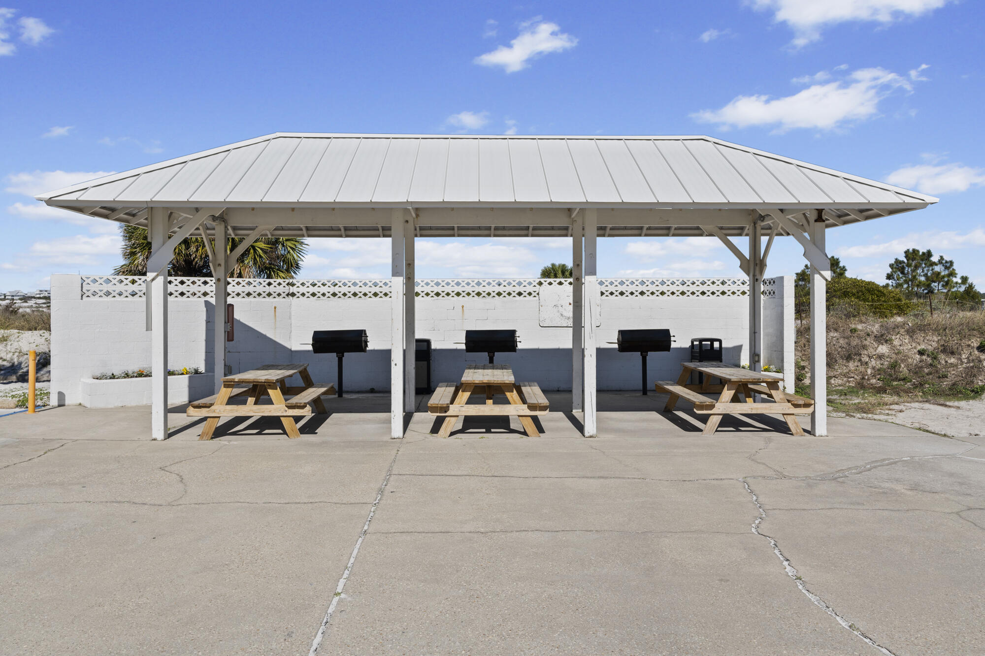 PINNACLE PORT PHASE 1-A UNIT #A1-303 - Residential