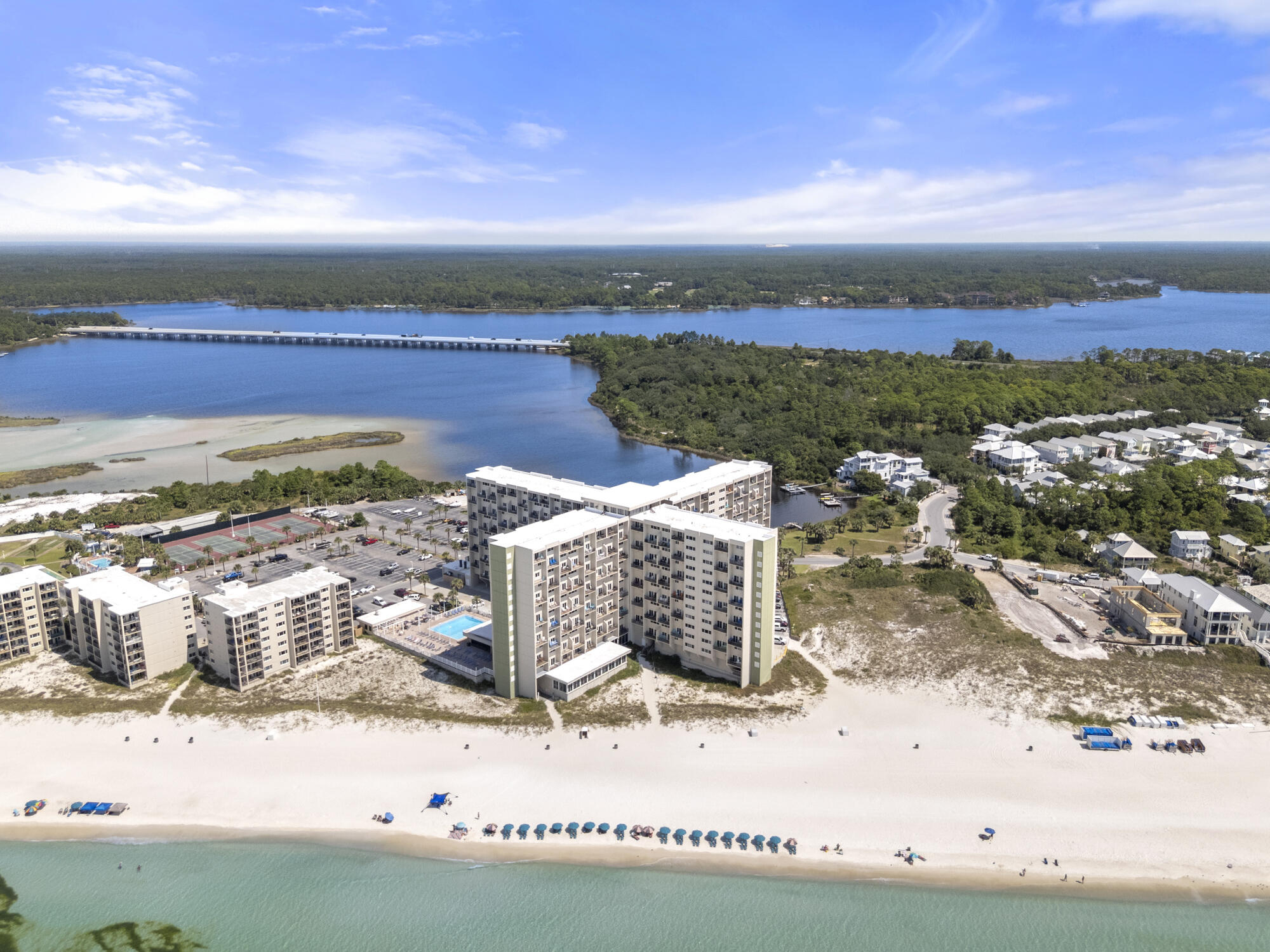 PINNACLE PORT PHASE 1-A UNIT #A1-303 - Residential