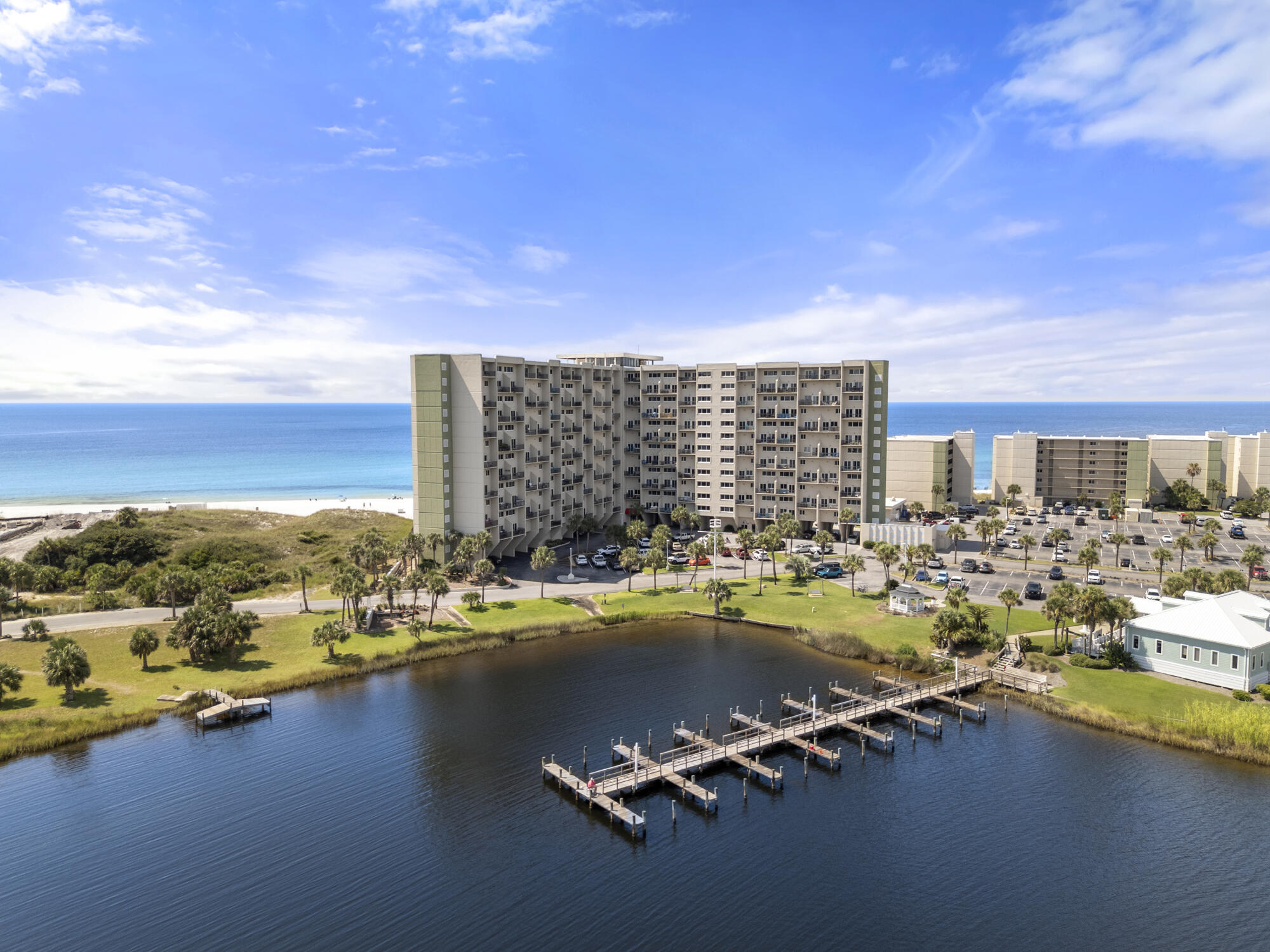 PINNACLE PORT PHASE 1-A UNIT #A1-303 - Residential