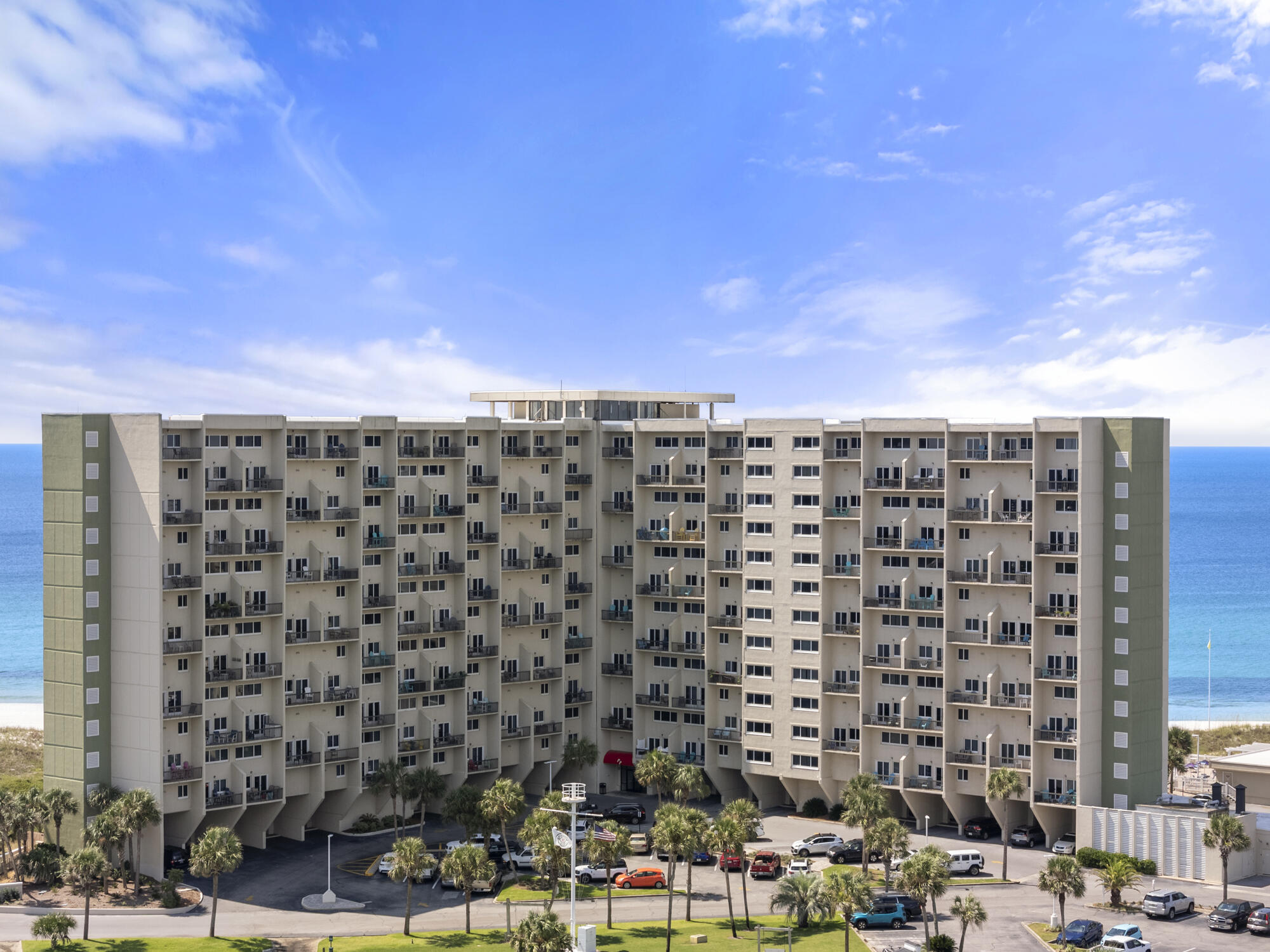 PINNACLE PORT PHASE 1-A UNIT #A1-303 - Residential