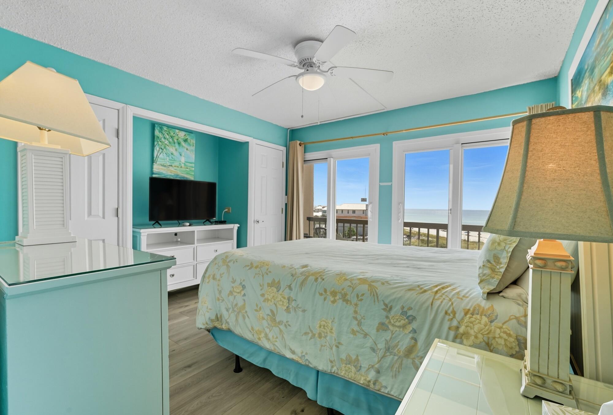PINNACLE PORT PHASE 1-A UNIT #A1-303 - Residential