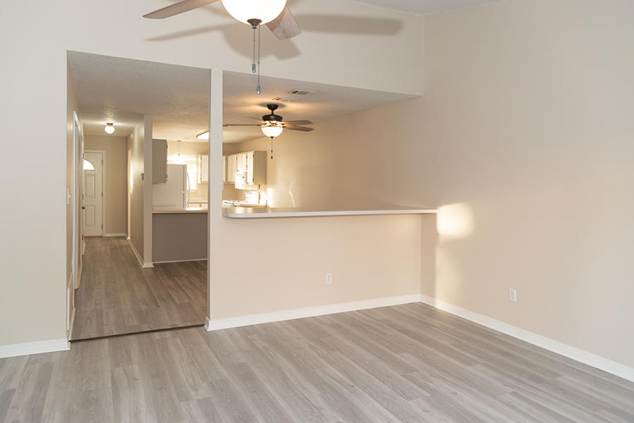 WEST SHORES TOWNHOMES - Residential Lease