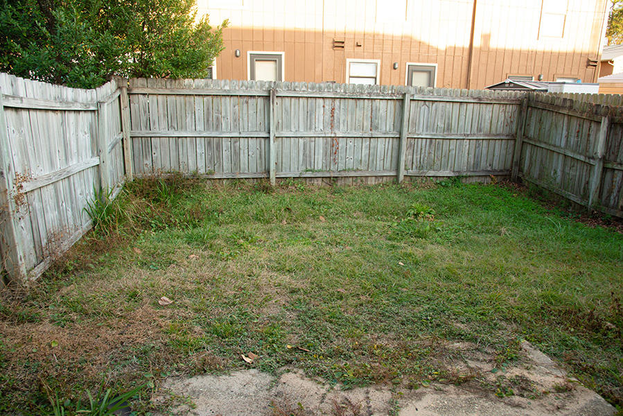 WEST SHORES TOWNHOMES - Residential Lease