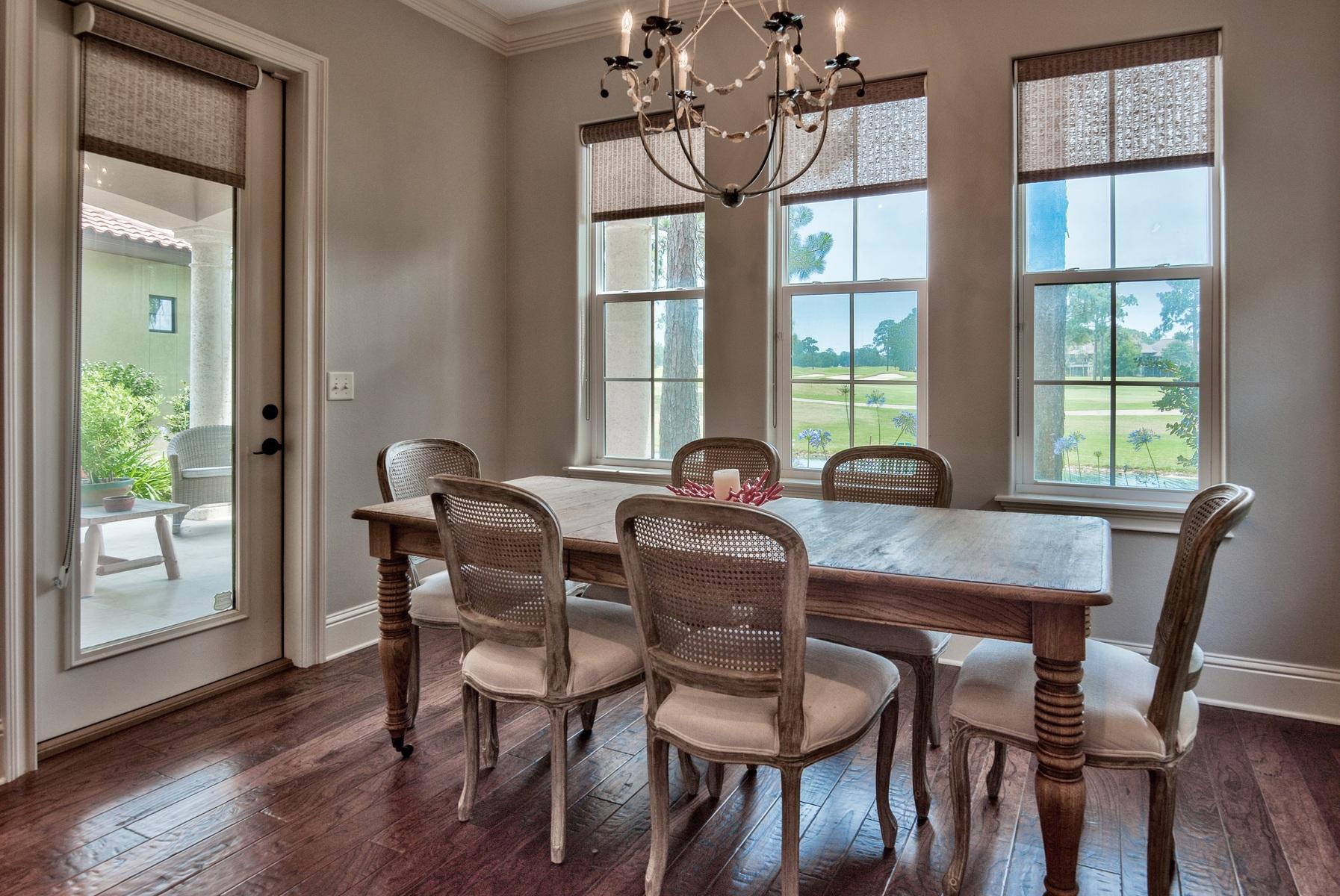 VILLA LAGO - Residential