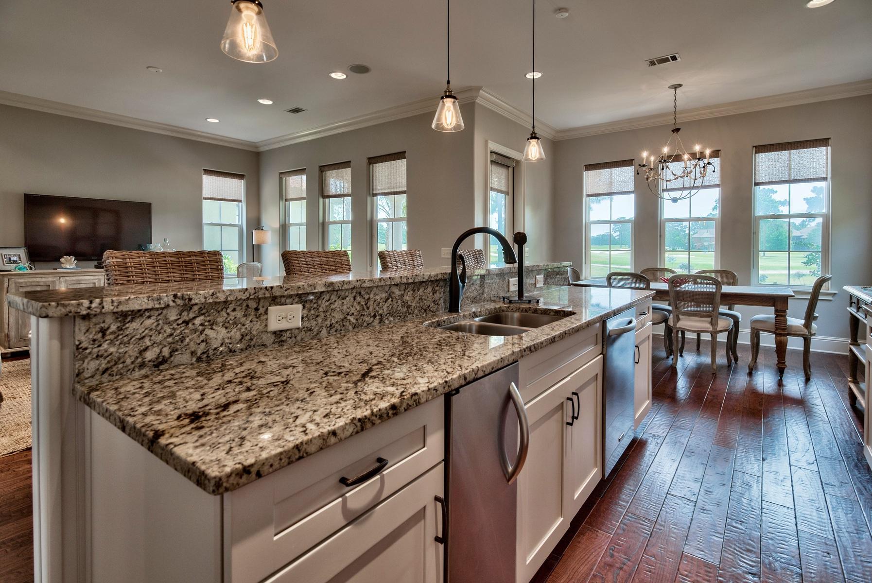 VILLA LAGO - Residential