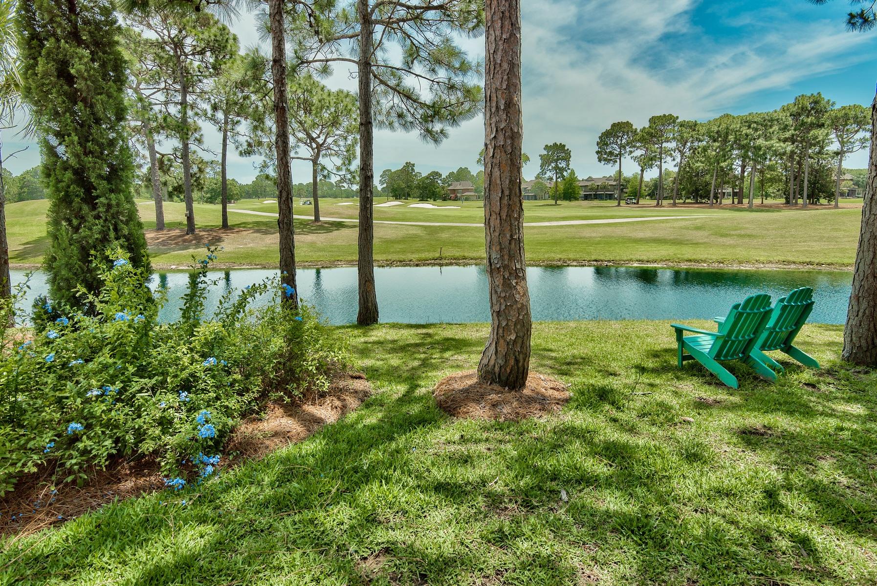 VILLA LAGO - Residential