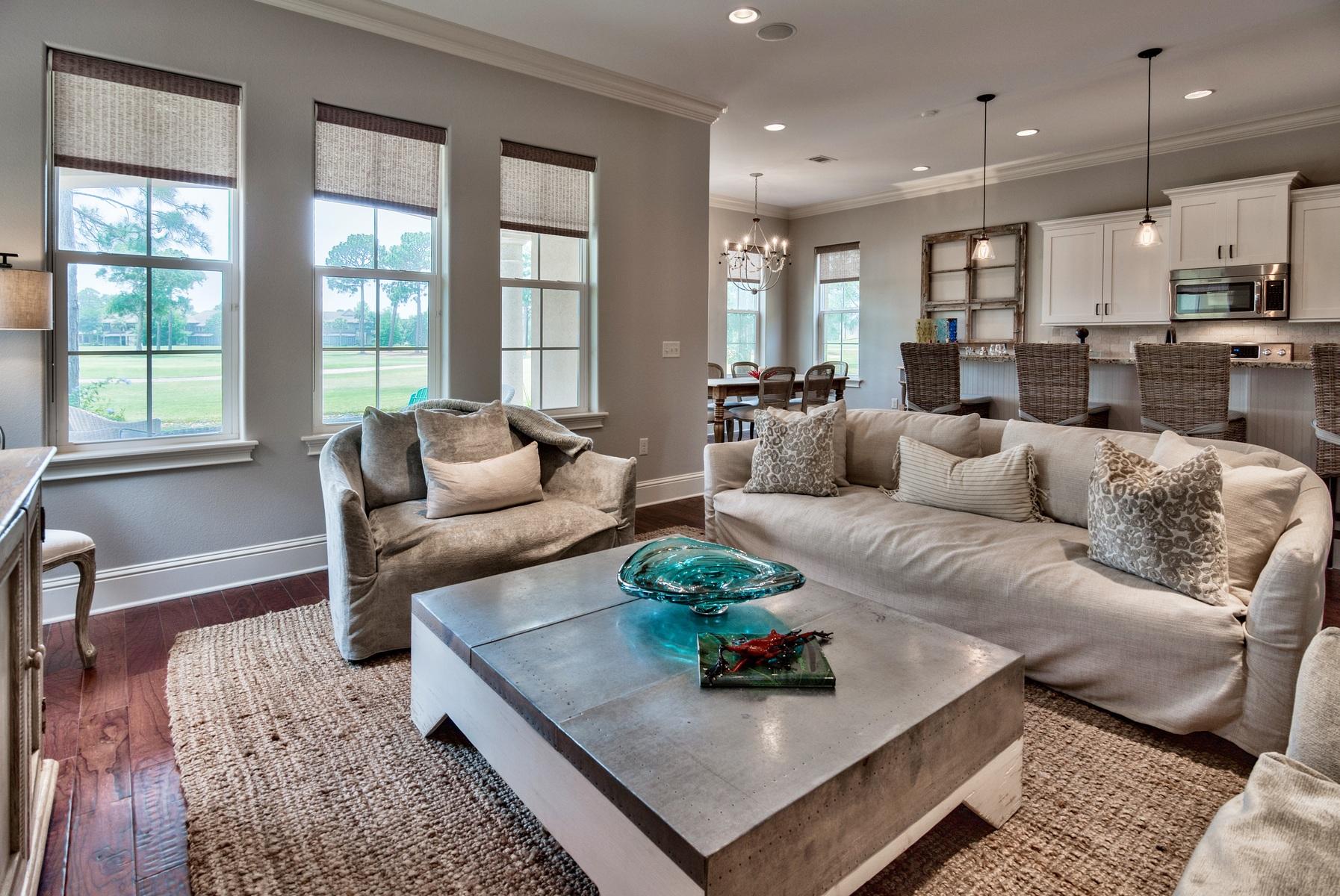 VILLA LAGO - Residential