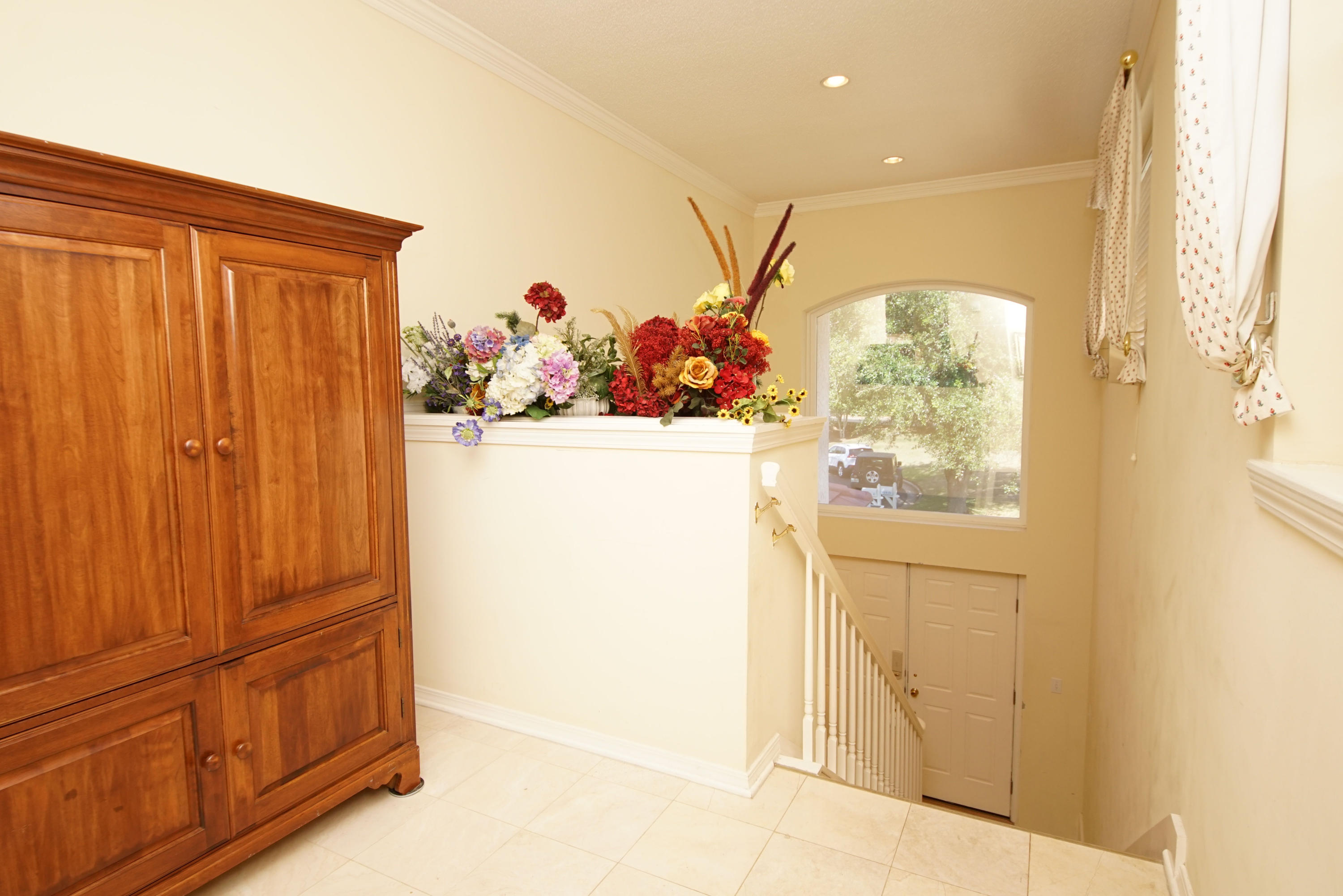 SUNSET BEACH - Residential Lease