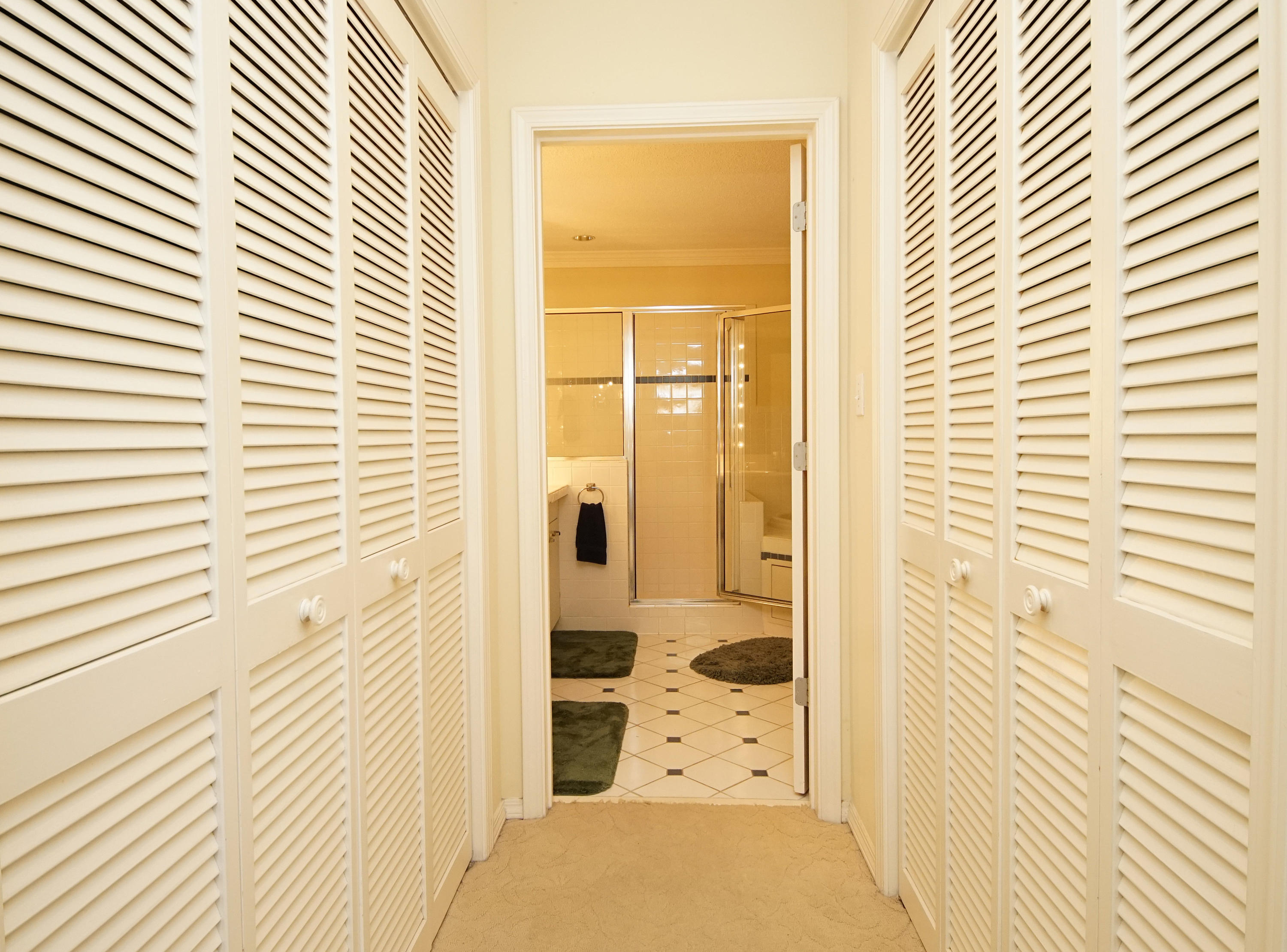 SUNSET BEACH - Residential Lease
