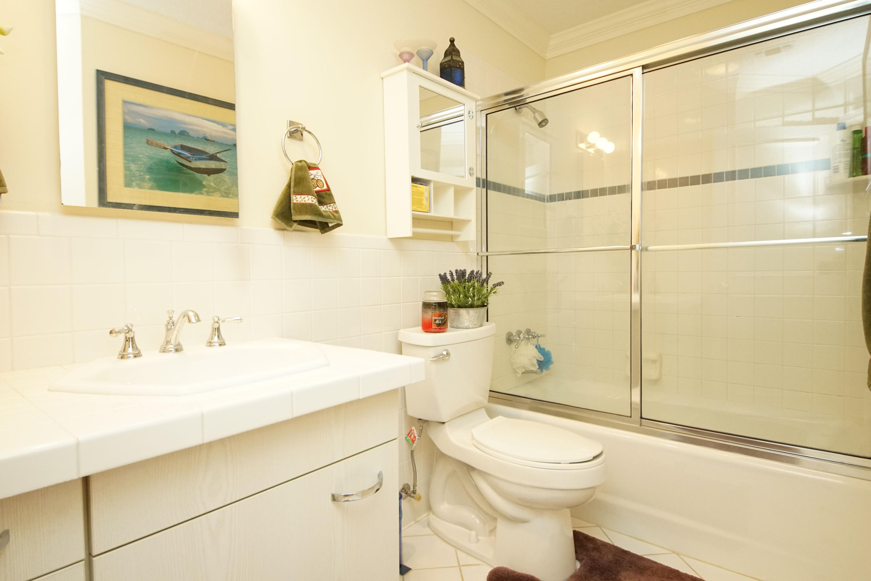 SUNSET BEACH - Residential Lease