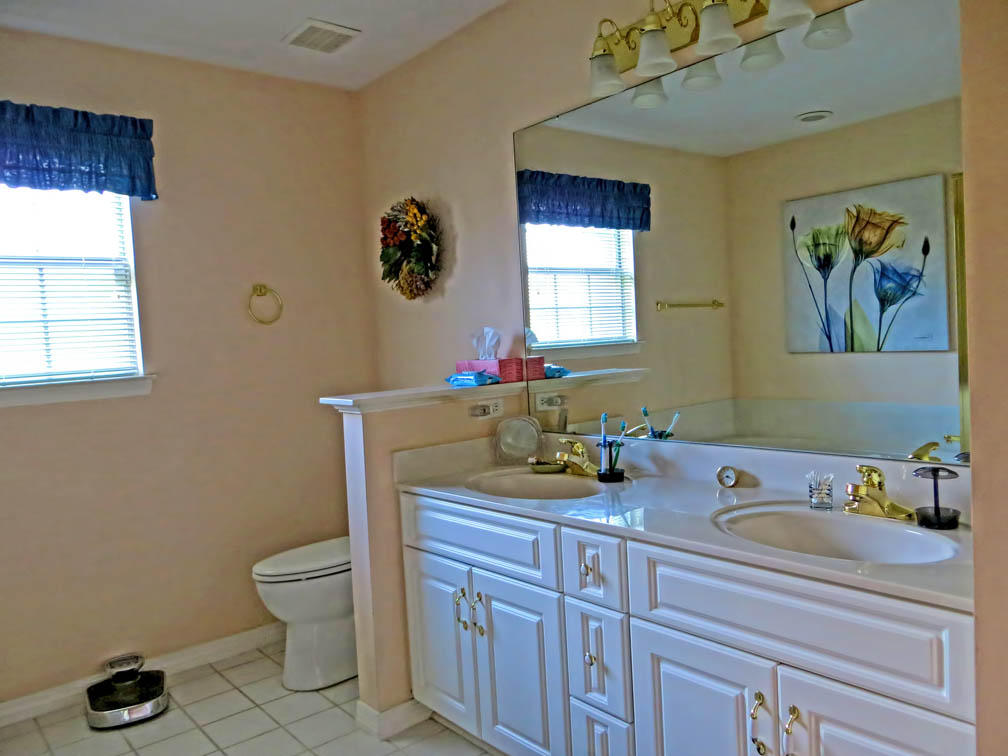 AVALON BEACH ESTATES - Residential