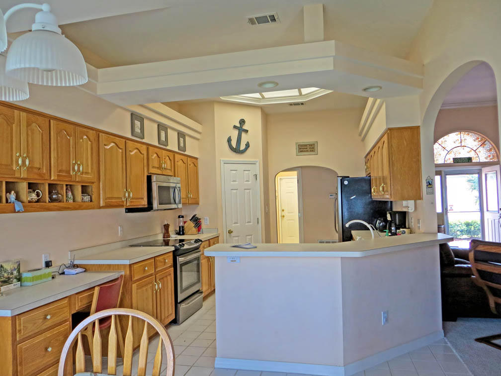 AVALON BEACH ESTATES - Residential