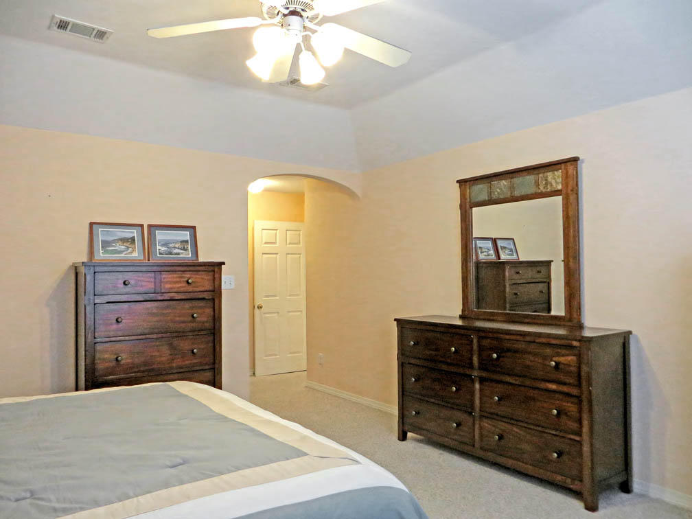 AVALON BEACH ESTATES - Residential