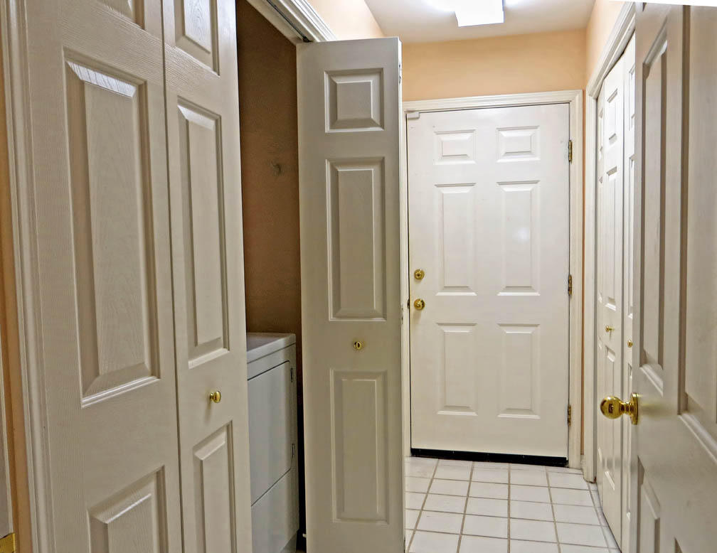 AVALON BEACH ESTATES - Residential