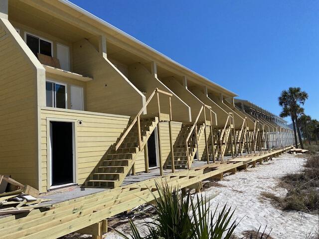 Shores Townhouses - Residential