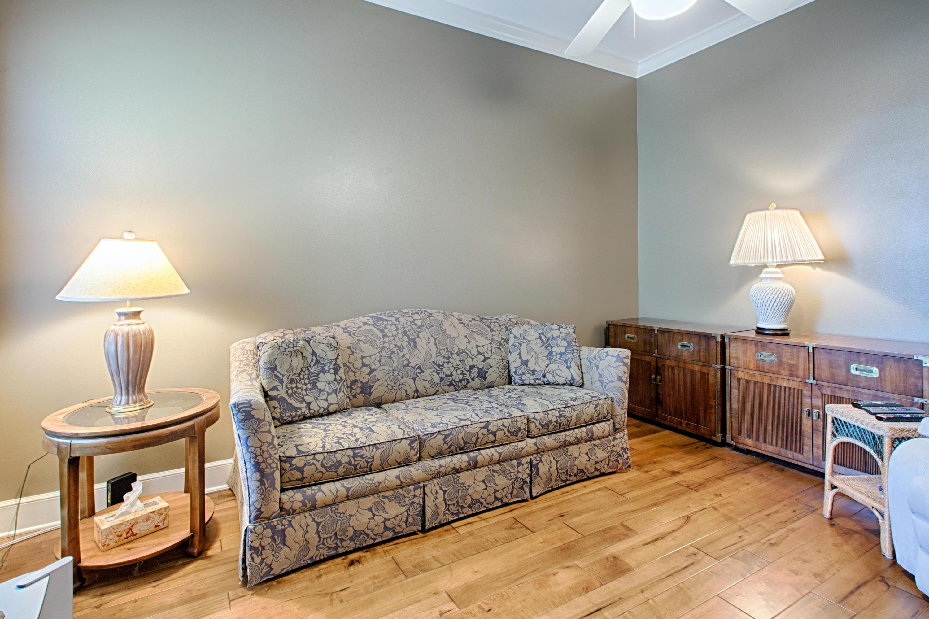 FOUNTAINS AT SANDESTIN - Residential