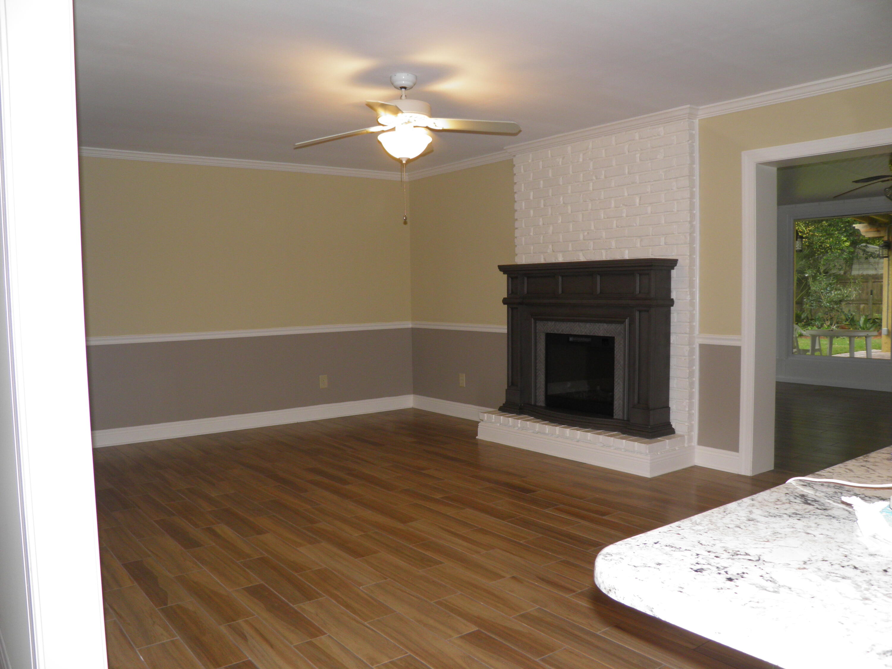 YACHT CLUB ESTATES - Residential Lease