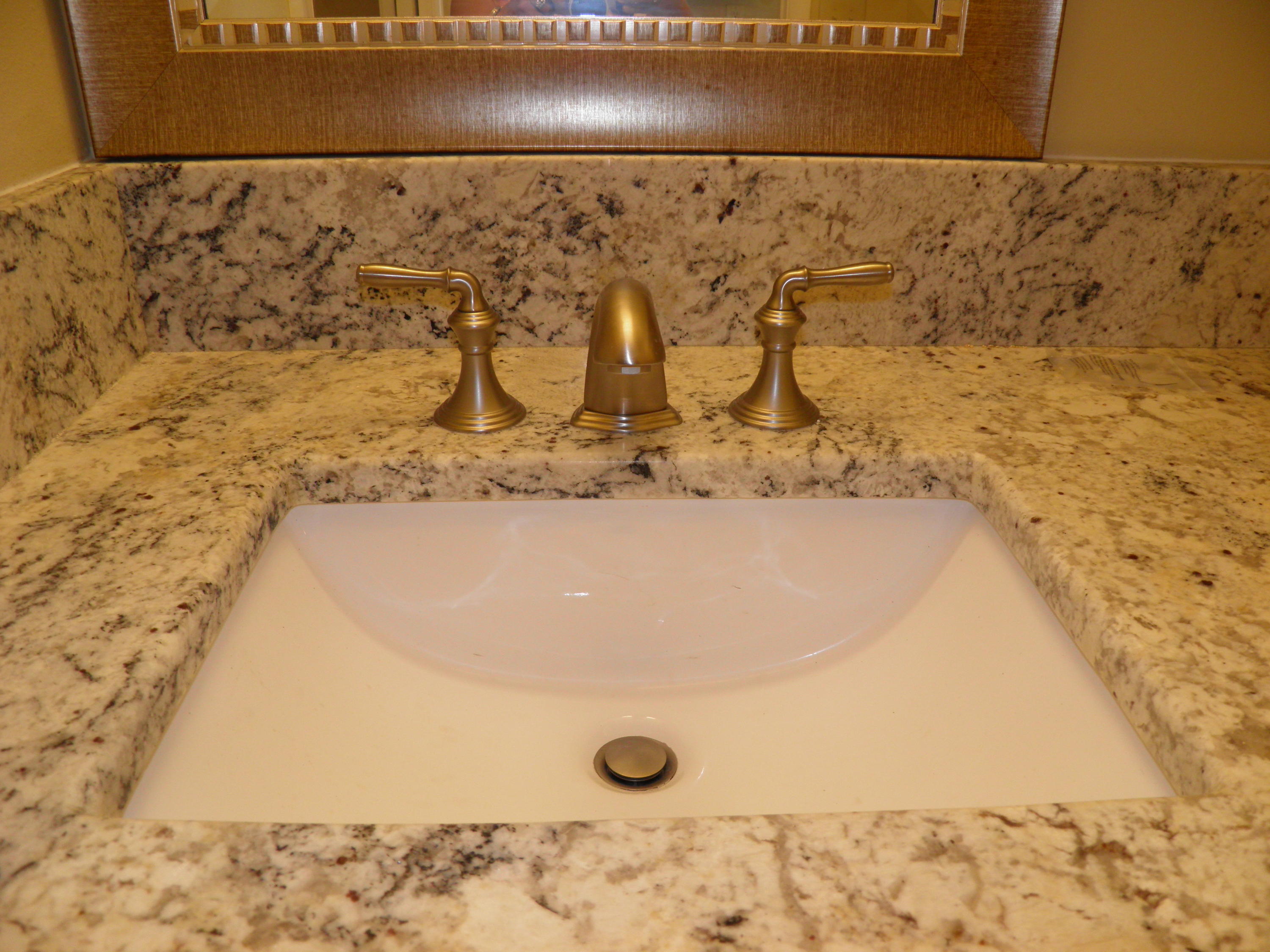 YACHT CLUB ESTATES - Residential Lease